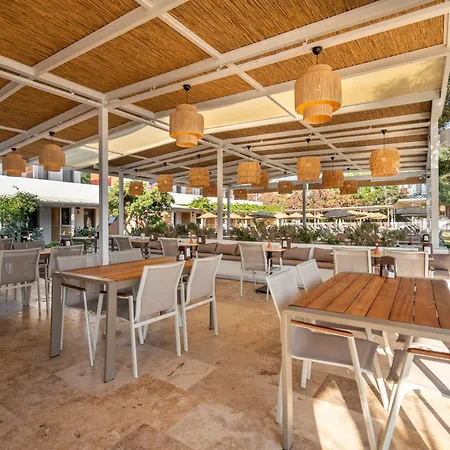 Hotel Daphnis Golturkbuku