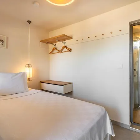 Daphnis Hotel Golturkbuku