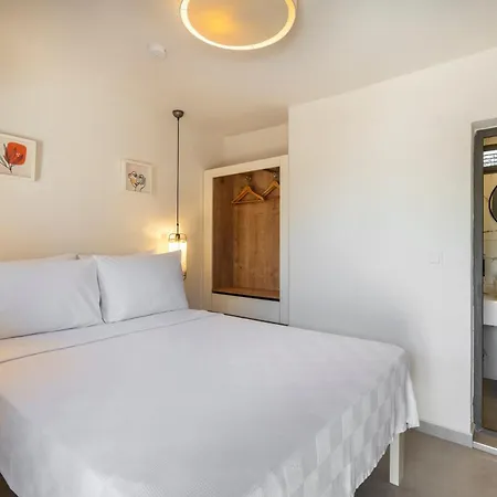 Hotel Daphnis Golturkbuku
