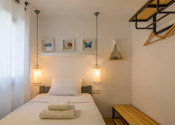 Daphnis ホテル 3*