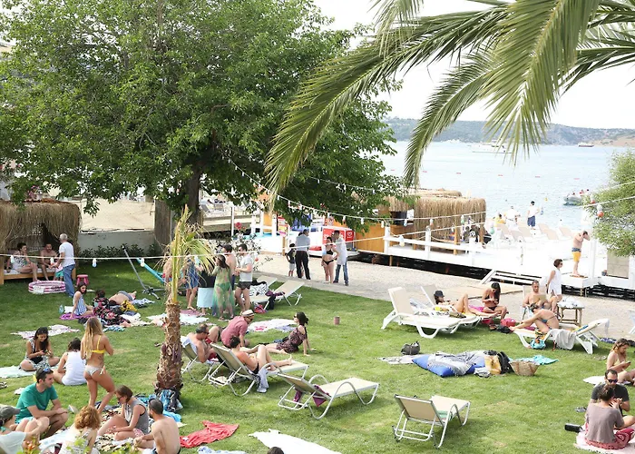 Daphnis ホテル 3*